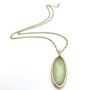 Green Natural Stone in a Gold-Tone Setting & Chain Pendant Necklace NWOT